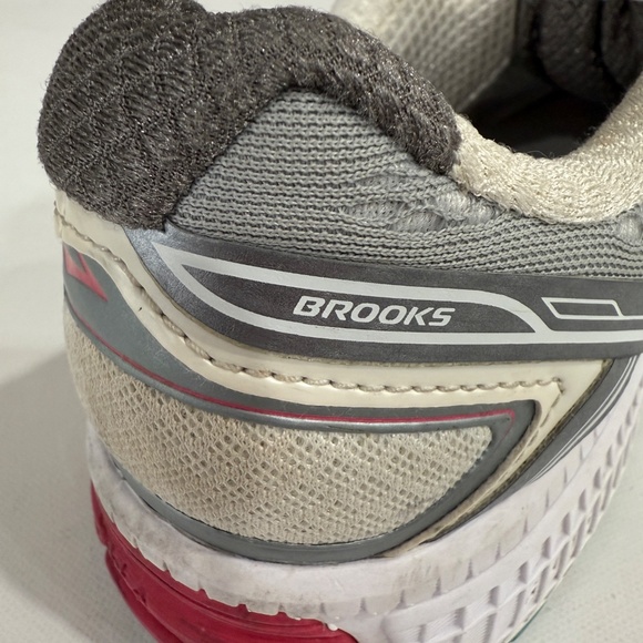 Brooks Ghost 8 GTX Running Shoe Gray Pink Sole 120193-1B-073 Woman's Size 8 Wide - Picture 10 of 13